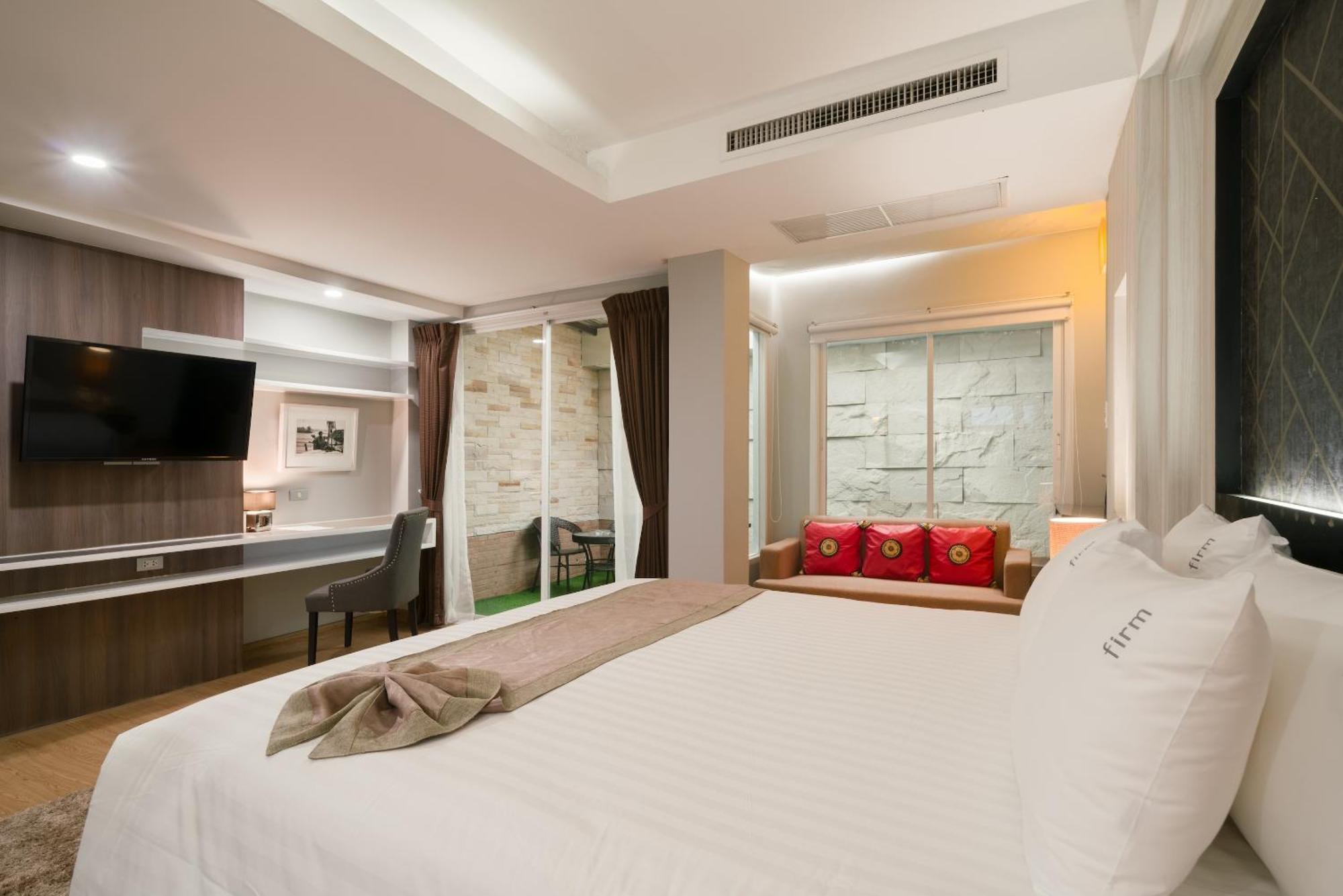 Aspira Suites Sukhumvit 20 Banguecoque Exterior foto