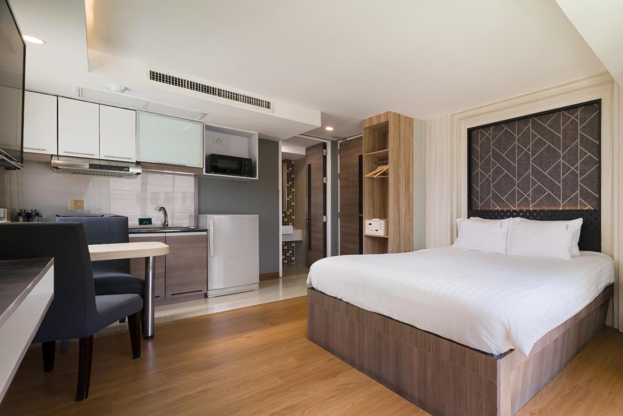Aspira Suites Sukhumvit 20 Banguecoque Exterior foto