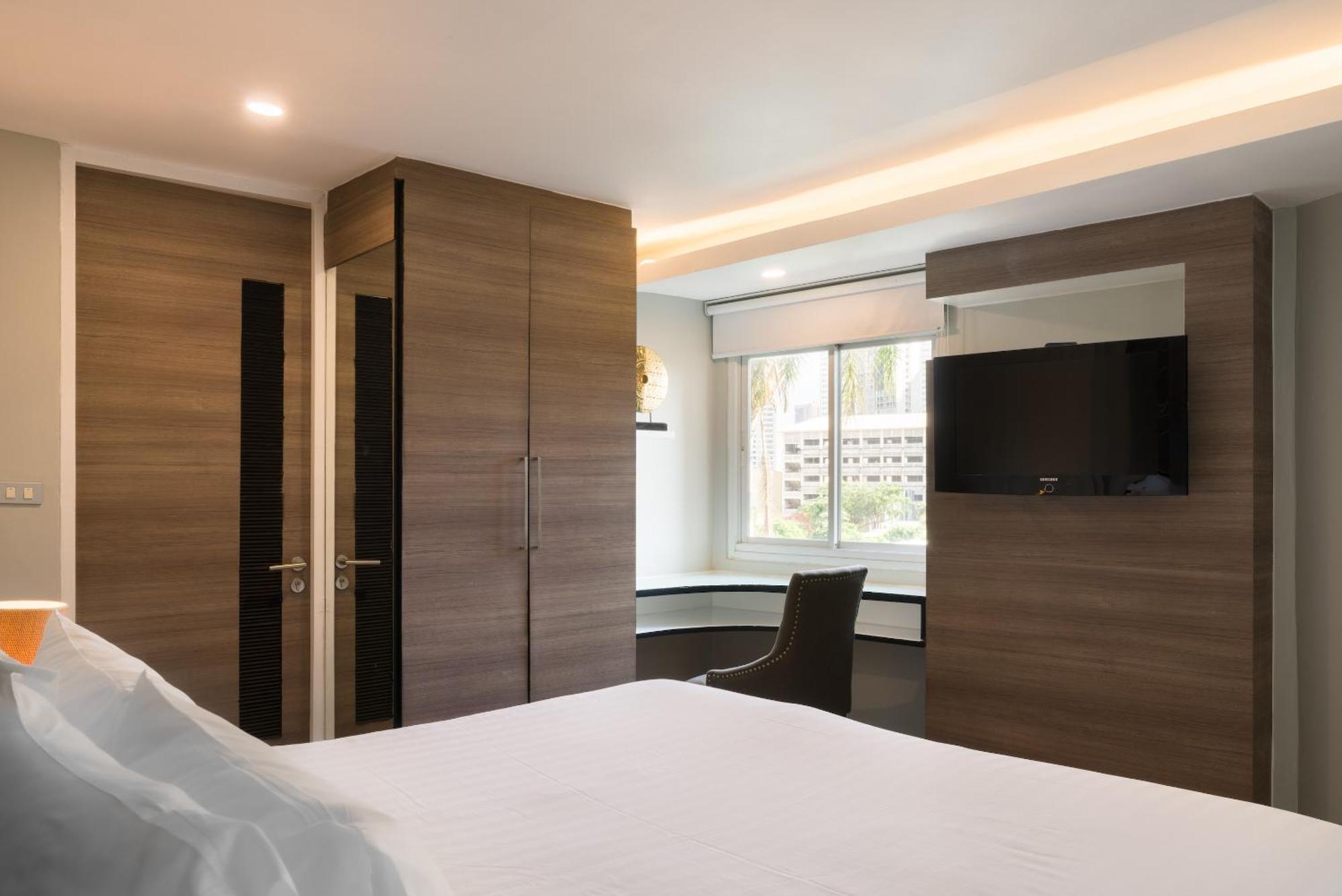 Aspira Suites Sukhumvit 20 Banguecoque Exterior foto