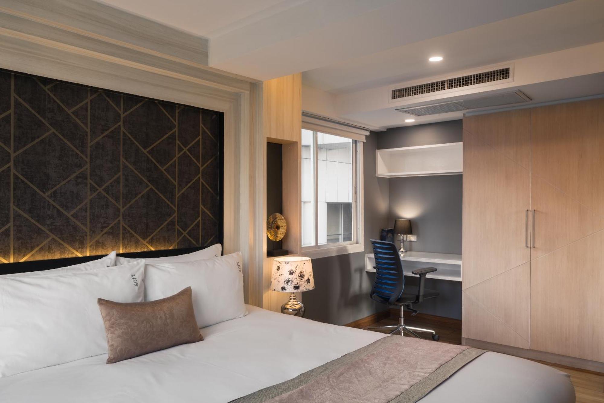 Aspira Suites Sukhumvit 20 Banguecoque Exterior foto